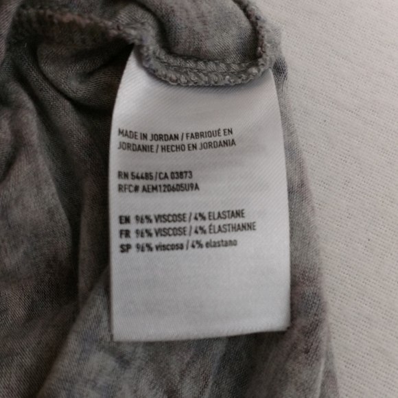 American Eagle Soft & Sexy Gray and Purple Floral Top Size S - Picture 5 of 10